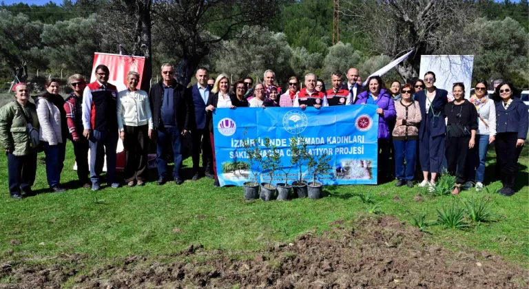 Urla'da Kadın Üreticiler Sakız Ağacına Can Katıyor