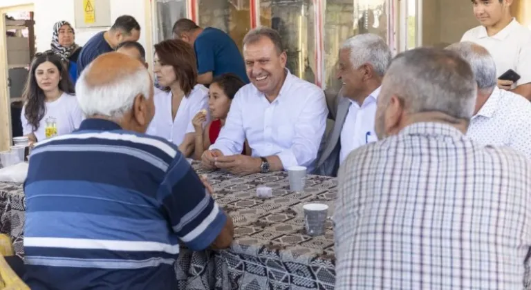 Vahap Seçer Erdemli Mahallelerinde Halkla Buluştu