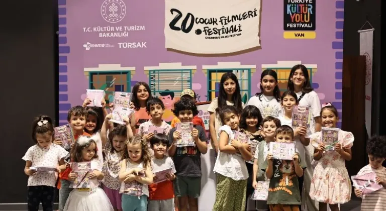 Van Kültür Yolu’nda Gerçekleşen 20. Çocuk Filmleri Festivali Sona Erdi