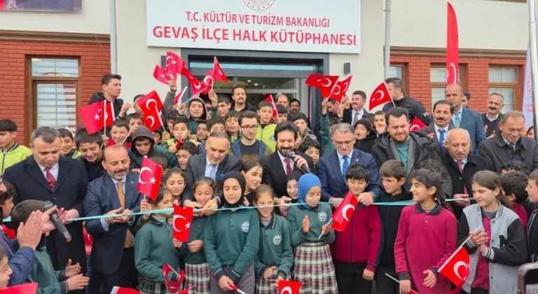 Van’da 10 yeni kütüphane hizmete açıldı