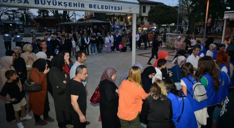 YASAV'ın İyilik Melekleri Ramazan'da Bursa'yı Şenlendirdi