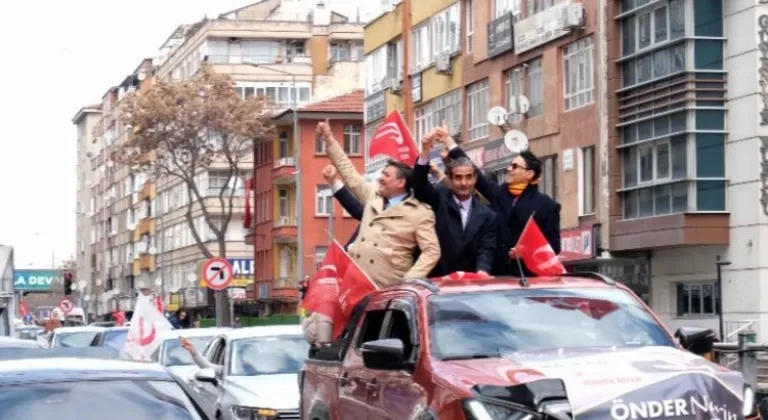 Yeniden Refah Partisi'nden Şehir Merkezinde Gövde Gösterisi