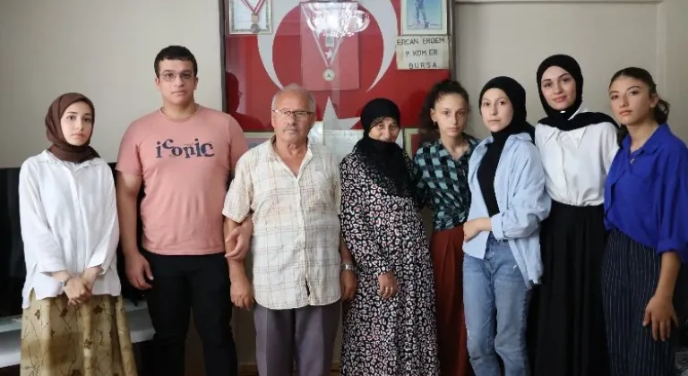 Yıldırım Belediyesi 'Değirmen Gençlik İyilik Ekibi' Şehit Yakınları ve Gazilere Vefa Ziyareti Yaptı