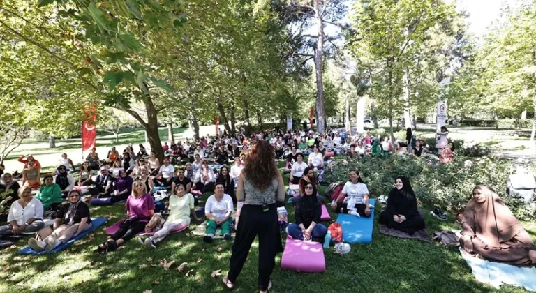 Yüzlerce Kadın, Büyükşehir’in Nefes Etkinliğinde Bir Araya Geldi