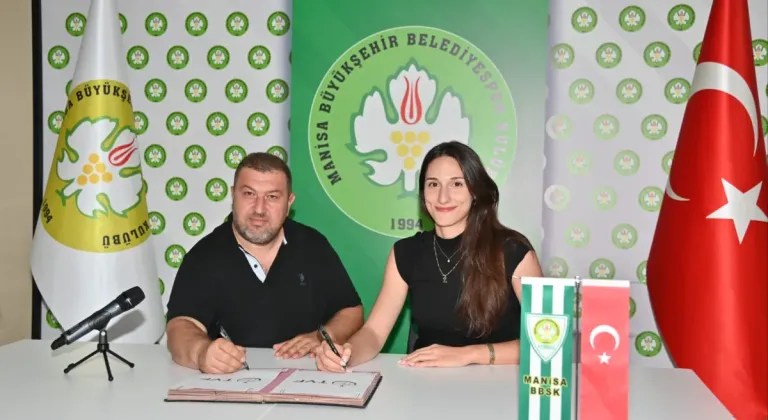 Zeynep Yeşilova Manisa Büyükşehir Belediyespor’da: Yeni Transfer Heyecanı